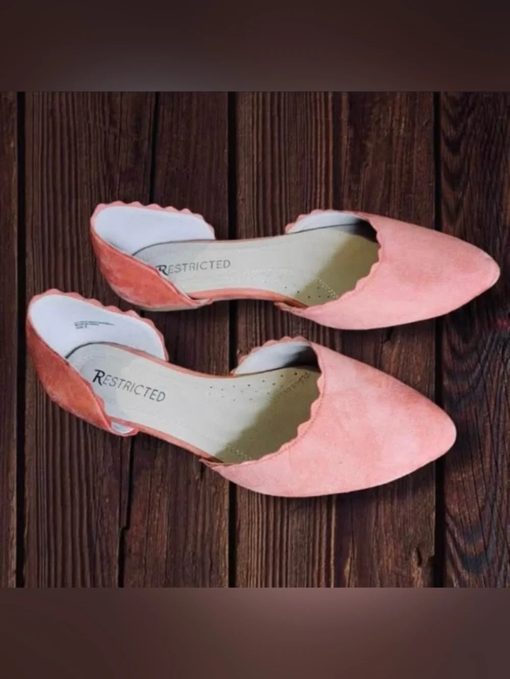 NIB Women's Pink Scalloped Slip-On Flats